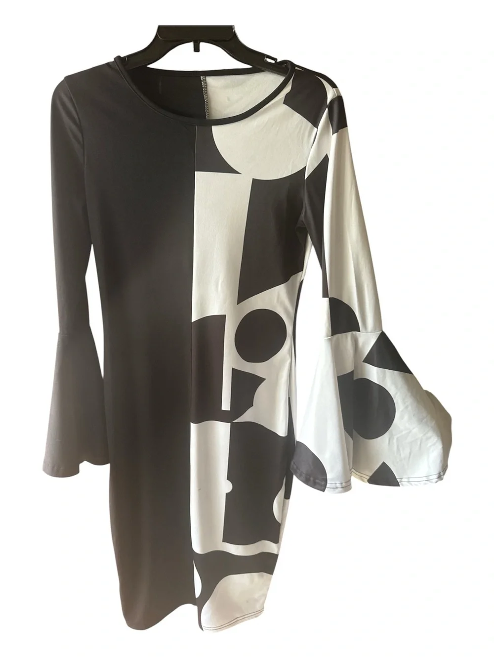 Black & White Geometric Bell Sleeve Dress size small - Picture 1 of 12